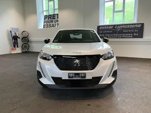 Peugeot 2008 1.2 PureTech Active Pack EAT8