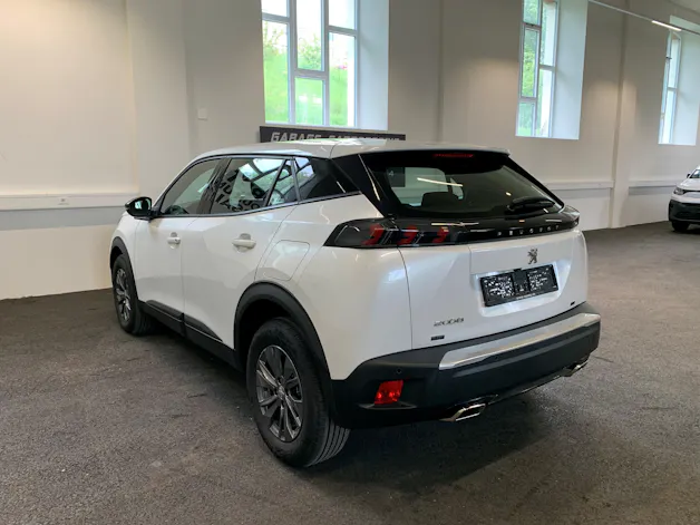 Peugeot 2008 1.2 PureTech Active Pack EAT8