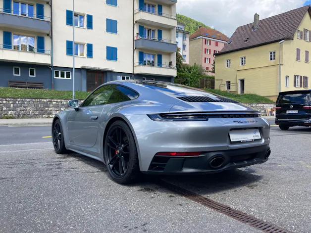 Porsche 911 Carrera 4 GTS PDK