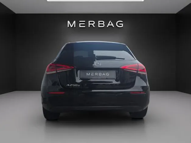 Mercedes-Benz A 250e Style