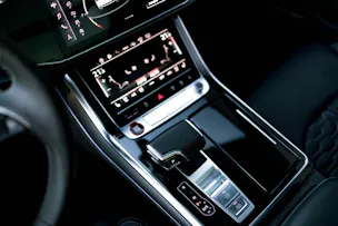 Audi RSQ8 quattro tiptronic