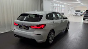 BMW 118i Sport Line Steptronic