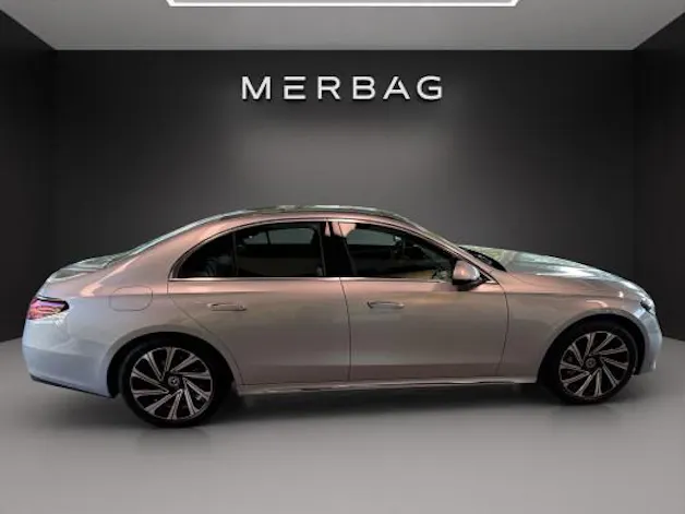 Mercedes-Benz E 220 d 4Matic