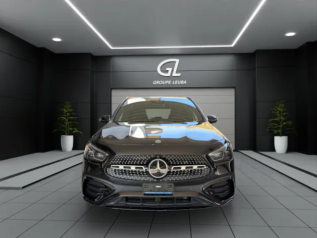 Mercedes-Benz GLA 220 4Matic 8G-DCT