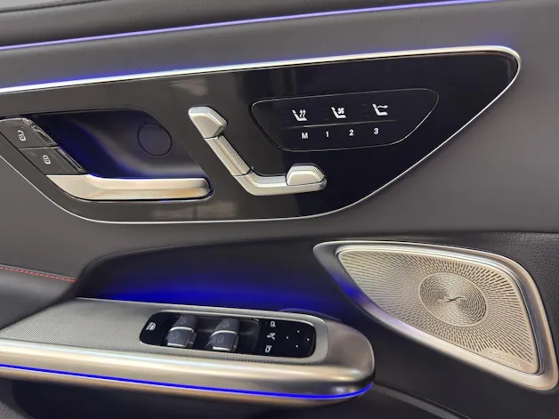 Mercedes-Benz CLE 53 4M+ AMG / DISTRONIC / 360 Grad Kamera / AMG Real Performance Sound