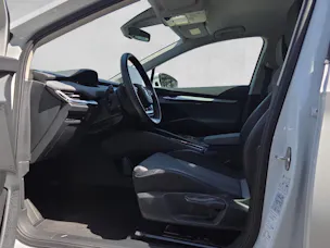 Škoda Enyaq iV 60 // gepflegtes Fahrzeug 8-fach bereift, im Kundenauftrag zu verkaufen