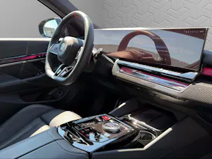 BMW M5 xDrive Touring