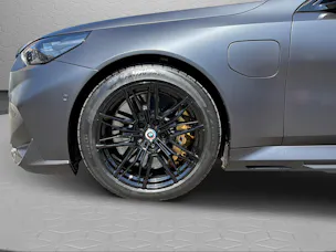 BMW M5 xDrive Touring