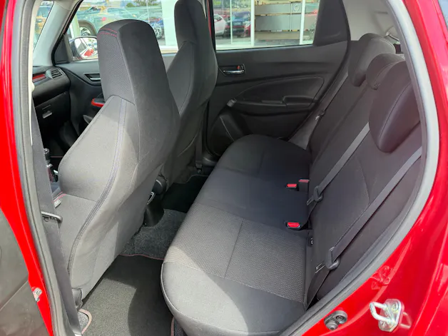 Suzuki Swift Sport 1.4i 16V Compact Top Hybrid