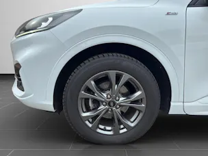 Ford Kuga 2.5 Hybrid ST-Line 4x4