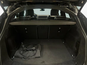 https://vehicle.imgix.net/4311655/4d46d7b9-9c6d-44a0-858f-da62a186bc91.jpg
