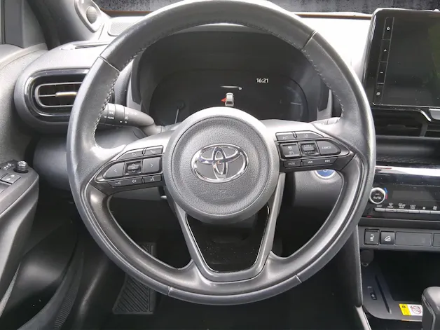 Toyota Yaris Cross 1.5 VVT-i HSD Adventure AWD-i