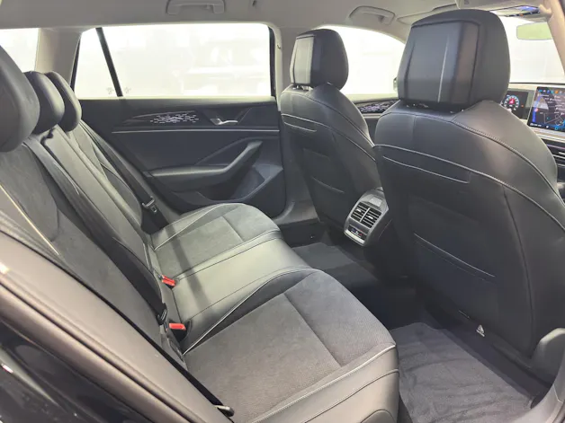 VW Passat Variant 1.5 TSI PHEV Business DSG