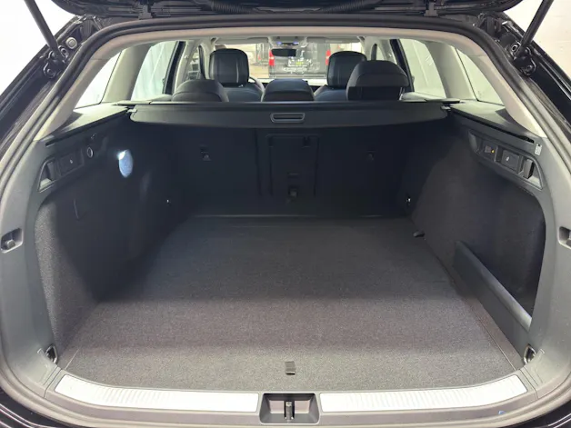 VW Passat Variant 1.5 TSI PHEV Business DSG