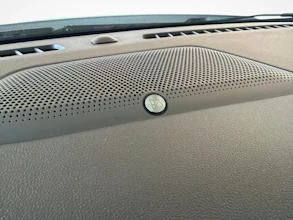 https://vehicle.imgix.net/4311760/67a72422-aad6-4903-95eb-d317c6b3323e.jpg