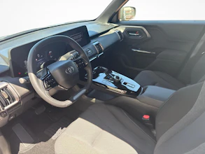 https://vehicle.imgix.net/4311771/c13e3fcc-75f7-481f-abfd-1f9ecc3c2cbc.jpg