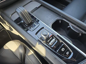 image du véhicule VOLVO XC60 2.0 T8 TE Polestar eAWD / ab 0,99% Leasing bei Abschluss einer Protect Autoversicherung