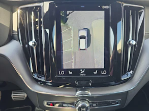 https://vehicle.imgix.net/4311772/c8330441-fc83-4c23-a32a-2395e9e0a385.jpg
