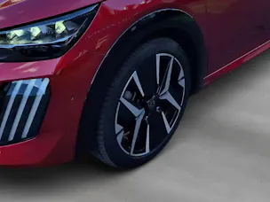 Peugeot 208 Hybrid 145 e-DCS6 GT