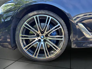 BMW 540d xDrive Touring M AERODYNAMIKPAKET