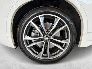 BMW X2 20i xDrive SAG