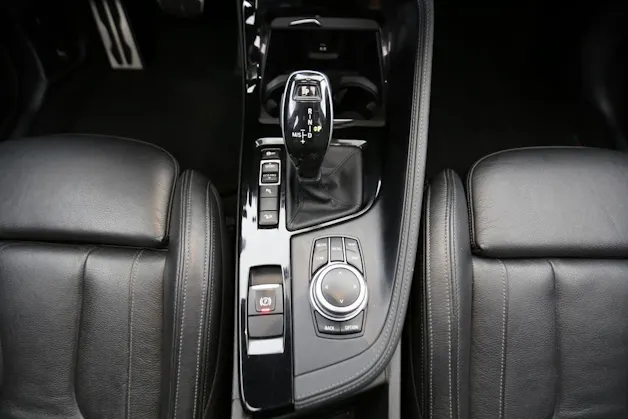 BMW X2 20i xDrive SAG