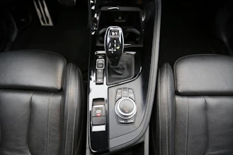 https://vehicle.imgix.net/4311860/2c67c3f3-8804-4b6d-84e5-e2403cd0057d.jpg