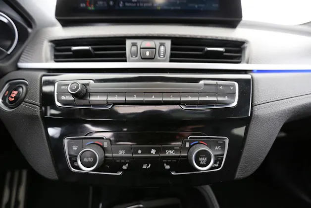 BMW X2 20i xDrive SAG
