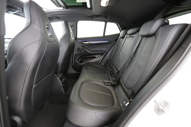 BMW X2 20i xDrive SAG