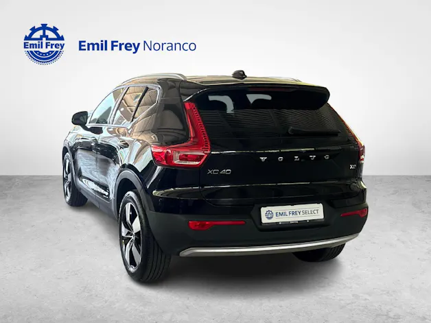 Volvo XC40 1.5 T2 Momentum + Ruote invernali incluse
