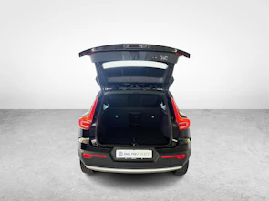 Fahrzeugbild VOLVO XC40 1.5 T2 Momentum + Ruote invernali incluse