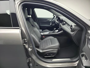 https://vehicle.imgix.net/4311866/45f9aa05-8c18-48f1-ab9a-3abb3b026f71.jpg