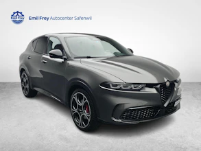 https://vehicle.imgix.net/4311866/e6f4ce3c-e46f-493d-a3b3-e99cc60bd1c9.jpg