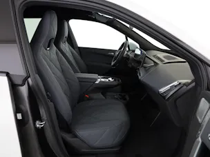 BMW iX xDrive60