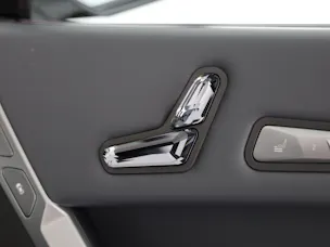 BMW iX xDrive60