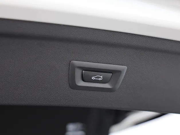 BMW iX xDrive60