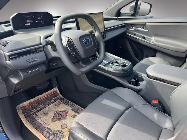 Subaru Solterra eV Luxury AWD