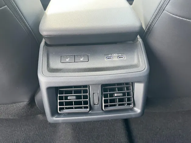 Subaru Solterra eV Luxury AWD