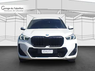 BMW X1 23d xDrive paddles