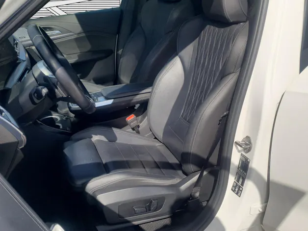 BMW X1 23d xDrive paddles