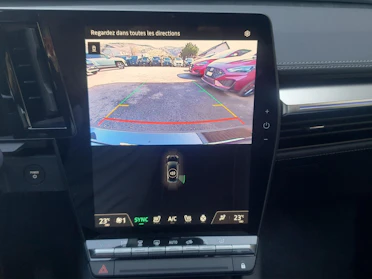 MITSUBISHI ECLIPSE CROSS 9