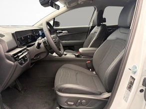 https://vehicle.imgix.net/4312007/ce1c3a0b-d576-413b-86d1-4c5ef3af07ea.jpg