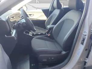 Hyundai Kona 1.6 GDi Hybrid NEW Amplia Auto.