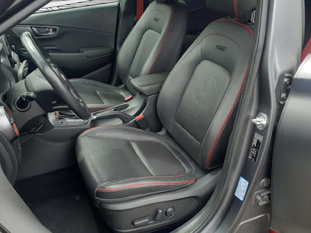 Hyundai Kona 1.6 T-GDi Iron Man Ed. 4WD Auto. Crochet