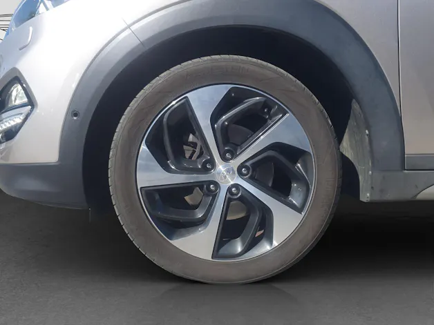 Hyundai Tucson 2.0 CRDi 185 Vertex 4WD Auto. Crochet