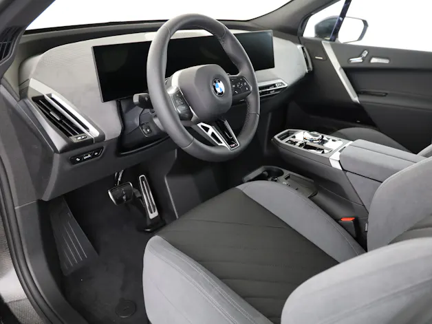 BMW iX xDrive60