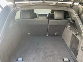 https://vehicle.imgix.net/4312050/dc6dfeb9-aaff-45c2-a7f2-a51234075c4e.jpg