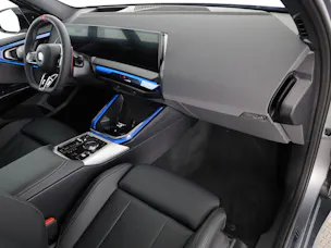 BMW X3 M50i