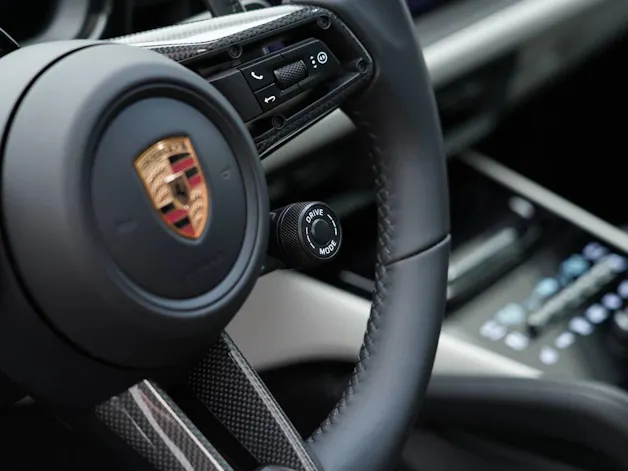 Porsche Cayenne S E-Hybrid Coupé Black Edition