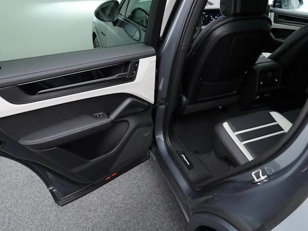 Porsche Cayenne S E-Hybrid Coupé Black Edition